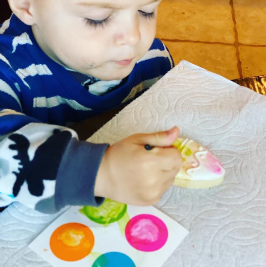 Kid-Friendly Paint Your Own Easter Cookie Kit